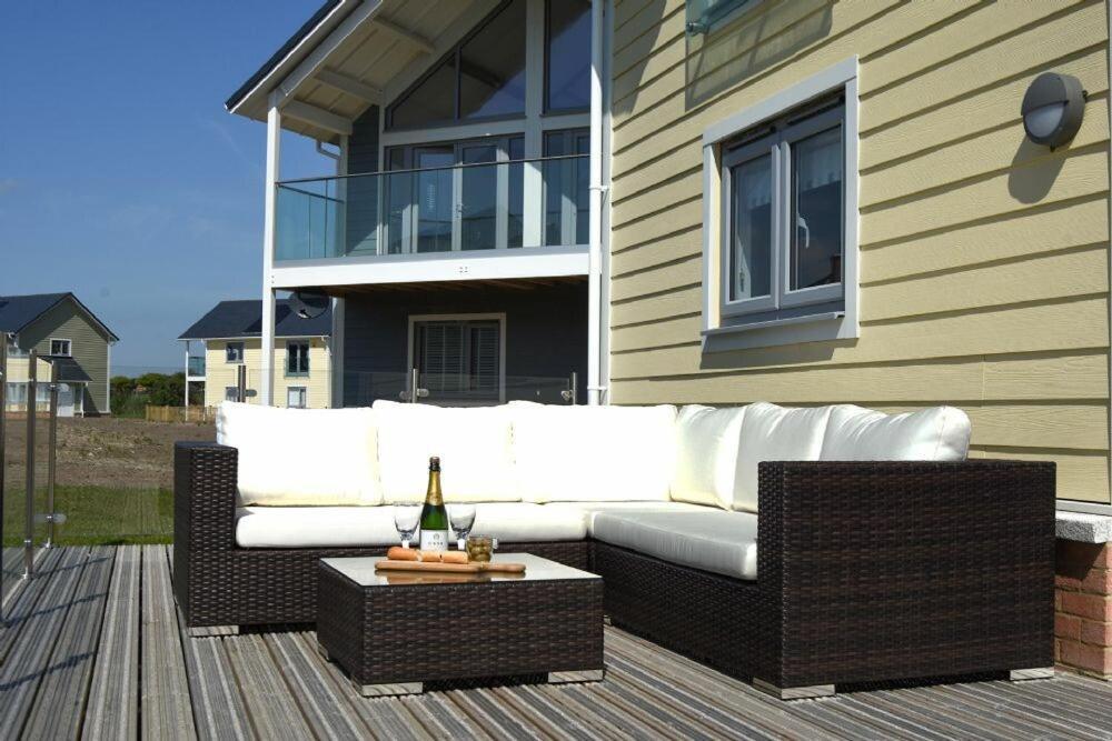 The Beach Hut Биднелл Экстерьер фото